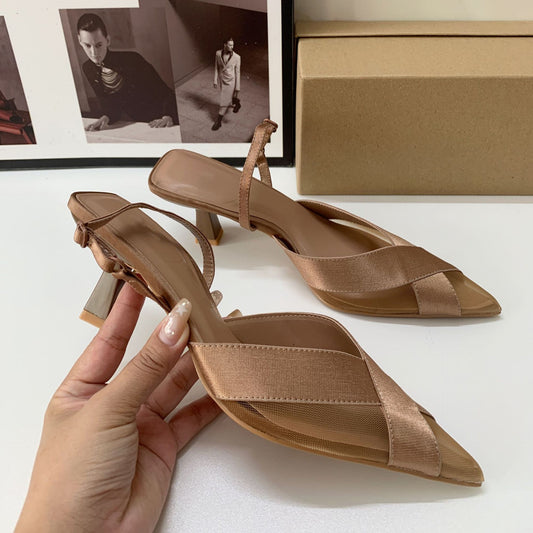 Timeless Color-Stitched Heels – Sleek Pointed Style Year-Round