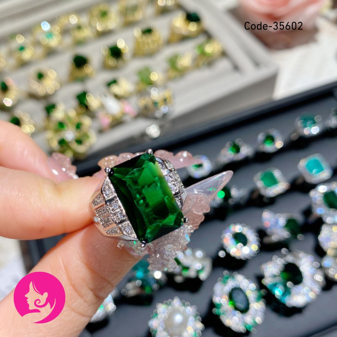 Turkish Finger Ring Green Crystal Luxury Stone and Antique Silver Vintage Punk Style Adjustable Size 6