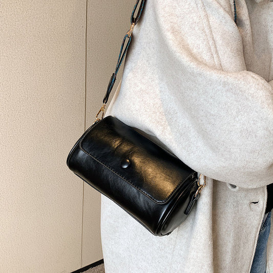 Women’s Leather Fold Over Shoulder Bag – Fashion Single Strap Handbag