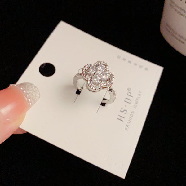 Rotating Four-Leaf Clover Ring – Gold/Silver Adjustable Real Gold Plated Petal Design