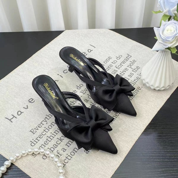 Chic French Style Pointy Toe Heels – Elegant Black Options