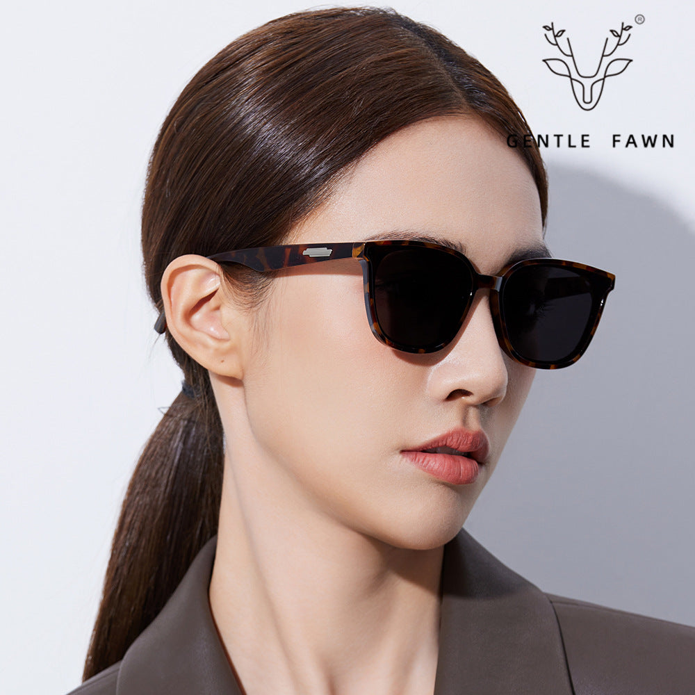 GENTLE FAWN Transparent Grey Polarized Sunglasses – UV400 TAC Square Frame