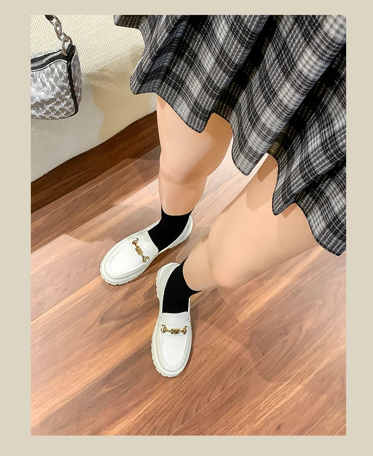 Luxury Brand Woman Loafers Women's Spring Autumn Leather Embossed Thick Sole Round Toe Retro British Style Slip-On Women's Shoes