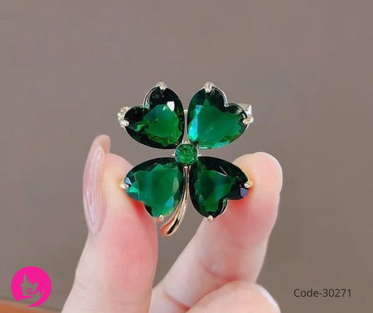 Dream Pearl Hollow Leaf Brooch – Elegant Apricot Floral Pin for Women