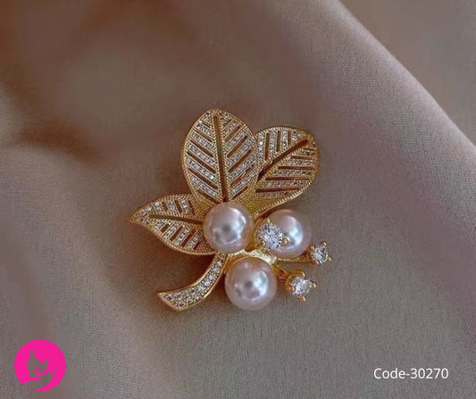 Dream Pearl Hollow Leaf Brooch – Elegant Apricot Floral Metal Pin for Women