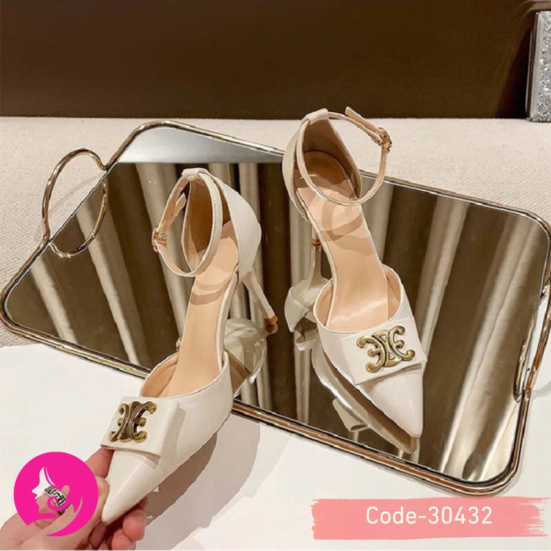 The Perfect Pair: Elegant Buckle Pointed Heels for Any Occasion