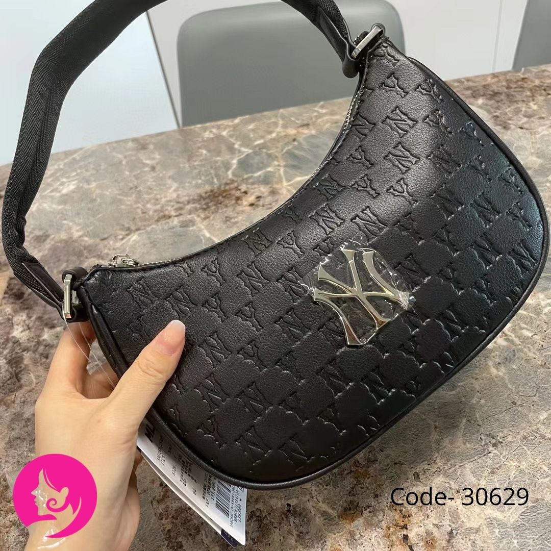 Mini Black Letter PU Crossbody Bag – Vertical Soft Zipper Phone Purse