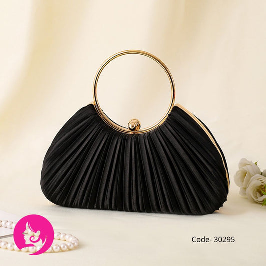 Silk Box Crossbody Bag – Elegant Shell Design with Chain & Lock