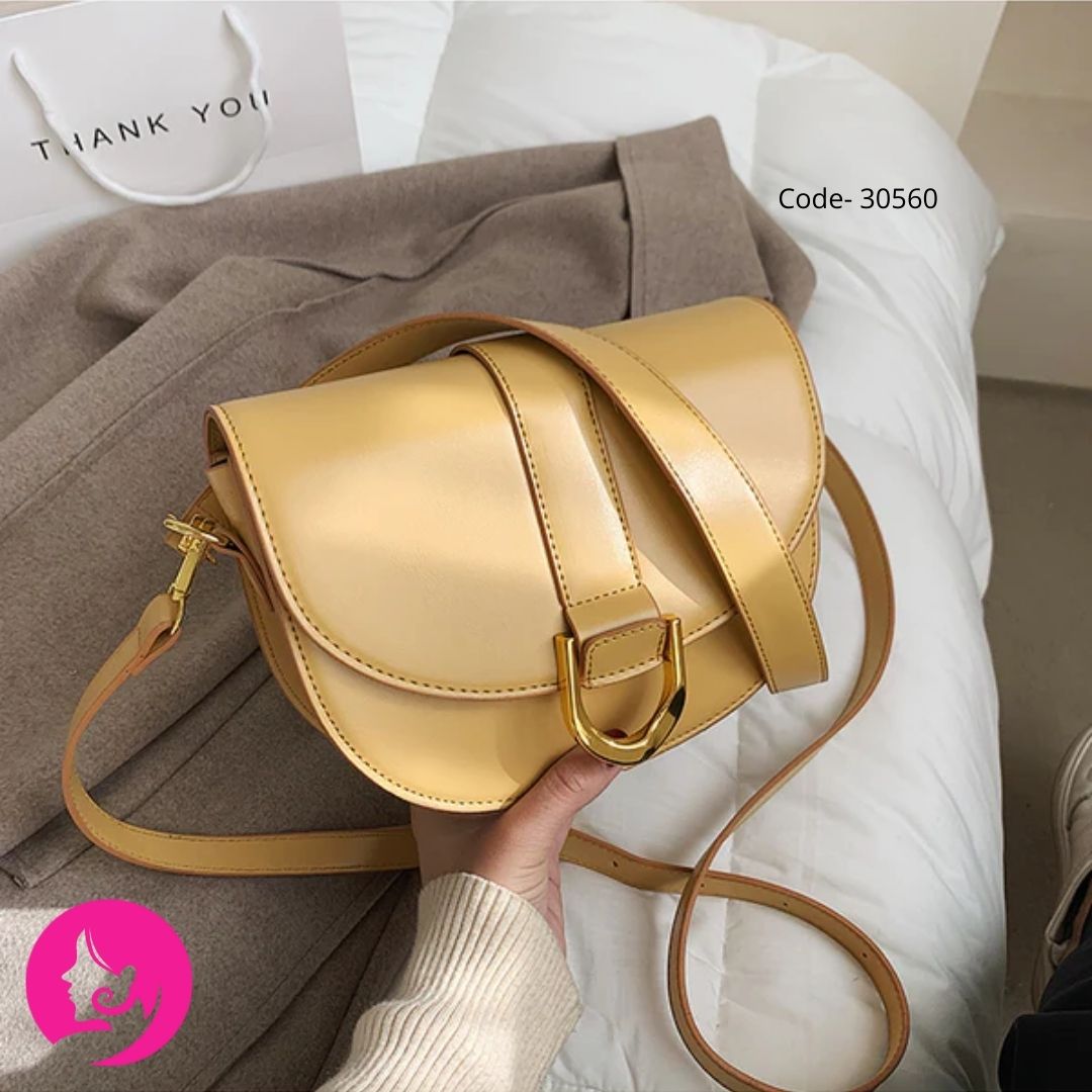 Women’s Minimalist Soft Saddle Bag – White