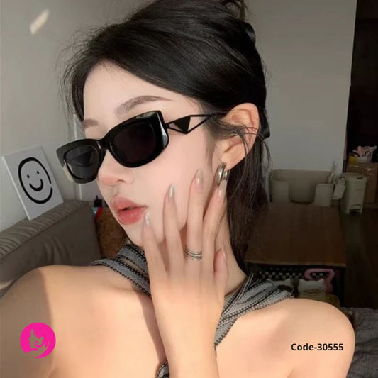 Inherited Golden Frame UV400 Sunglasses – Grey Lens, Elliptical Full Frame