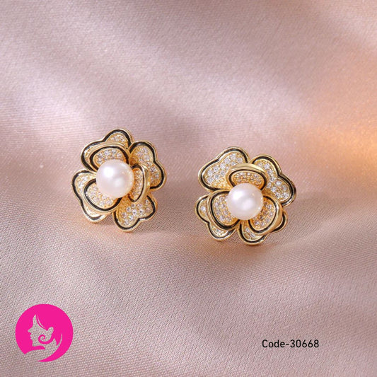 Hando Flower Freshwater Pearl Earrings – Elegant Stainless Steel Petal Design