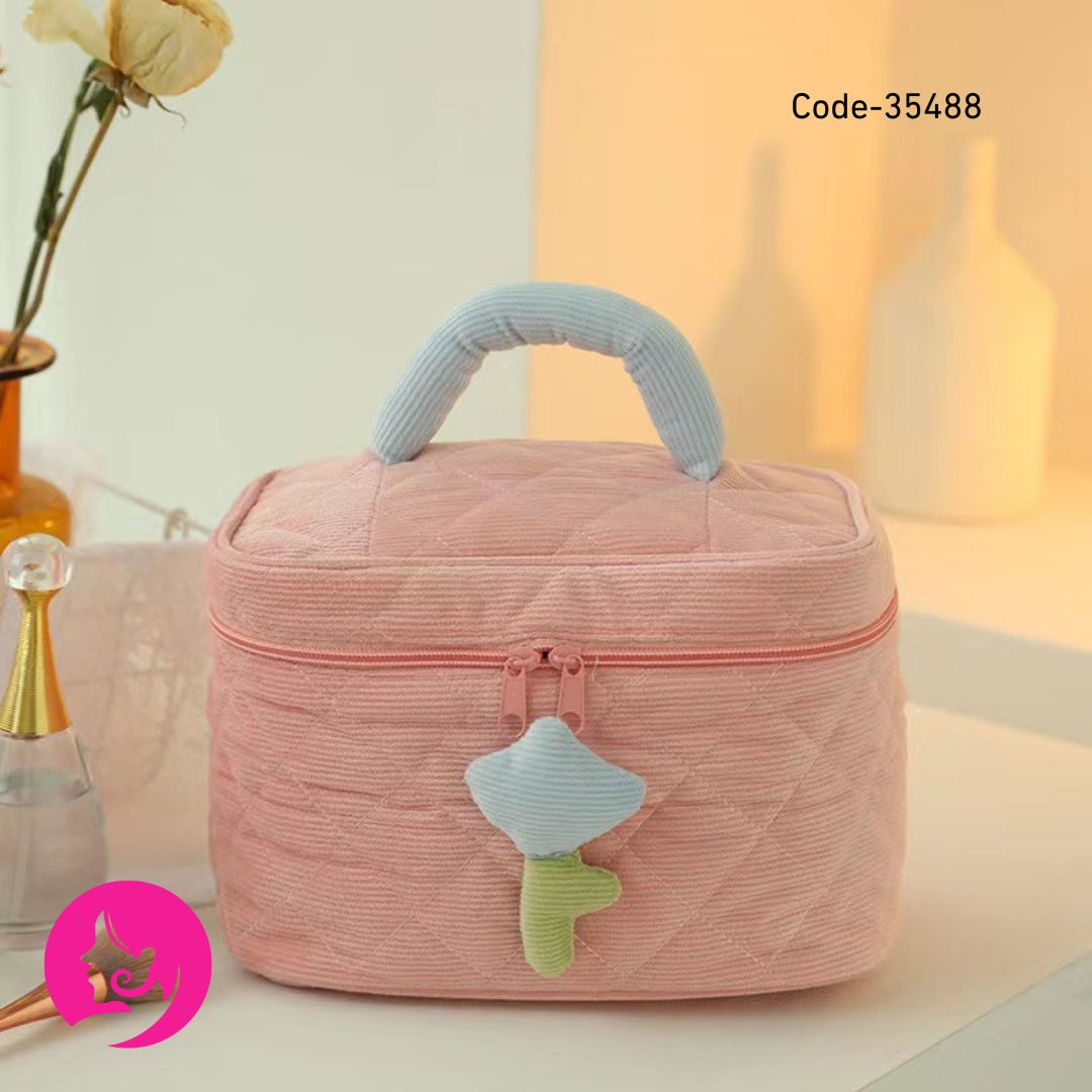 Corduroy toiletry storage bag, high-end, high-looking, portable, large-capacity, cute, new cosmetic bag for women