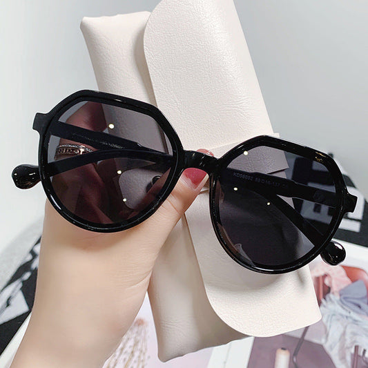 Black Frame Sunglasses with AC Lens & Protective Box