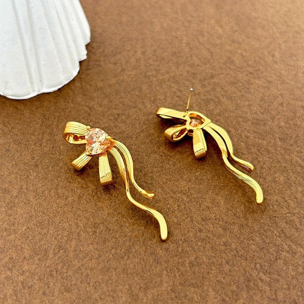 Gold INS-Style Minimalist Earrings – Trendy 2025 Copper Plated Studs for Women