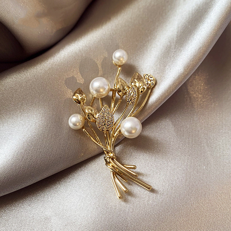 Elegant Tulip Flower Brooch Set for Women – Korean Style Floral Alloy Pin, Fashion Clothing & Scarf Accessory