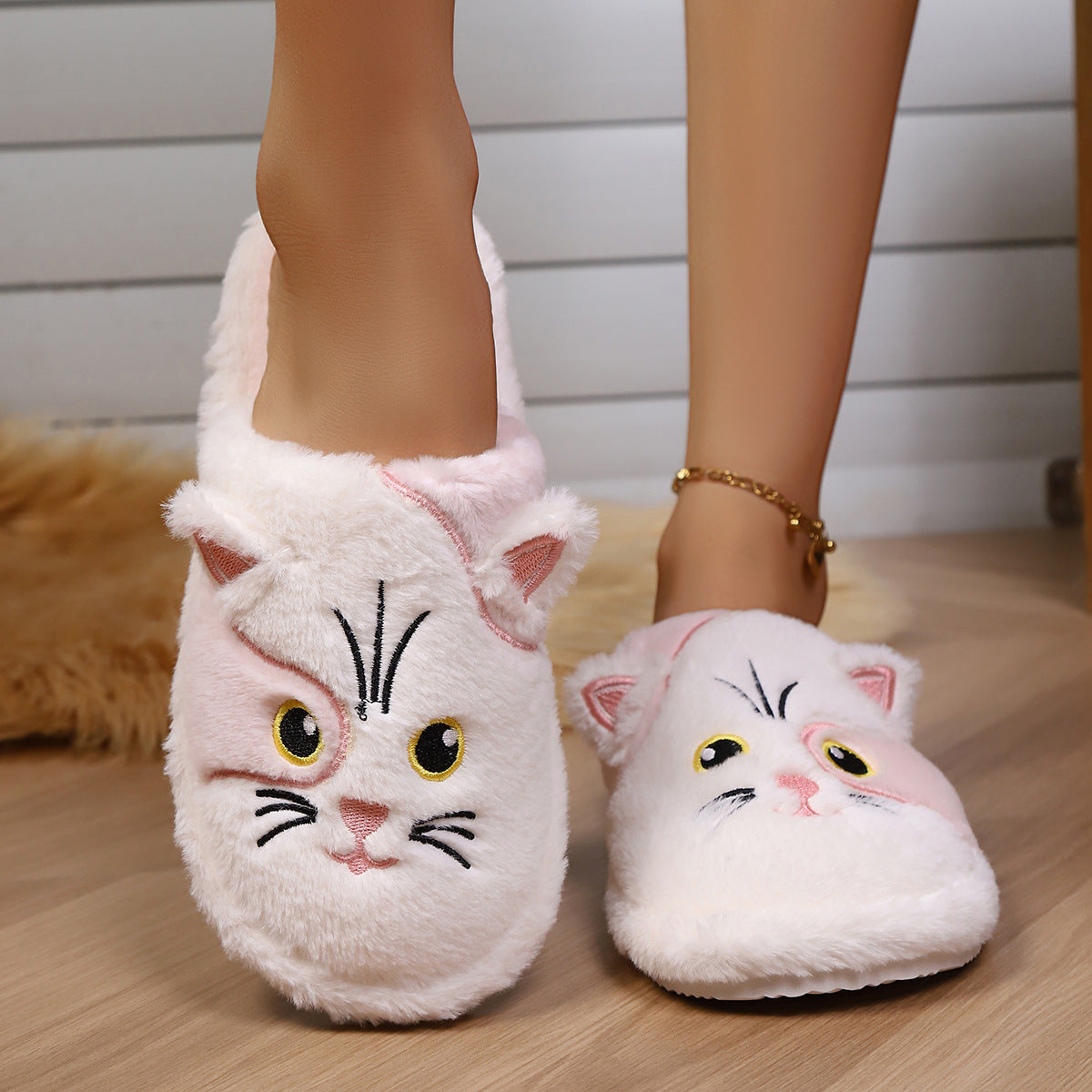 Women's Cotton Slippers Simple Design Shoes Winter Cartoon Thickened Indoor Home Use Furry Slippers
