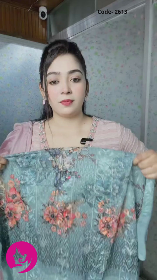 Indian Georgette Three-Piece Party Dress - Classic and Stylish Attire for Women